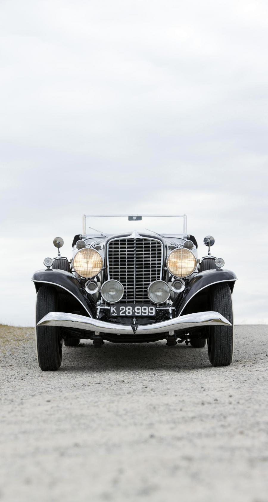  Auburn 12-165 Salon Dual Ratio Convertible 1933 года  (фото 2 из 9)